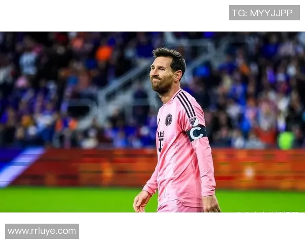 足球二弟指的是哪位球星 他在球场上的表现为何如此耀眼 足球二弟指的是哪位球星 他在球场上的表现为何如此耀眼